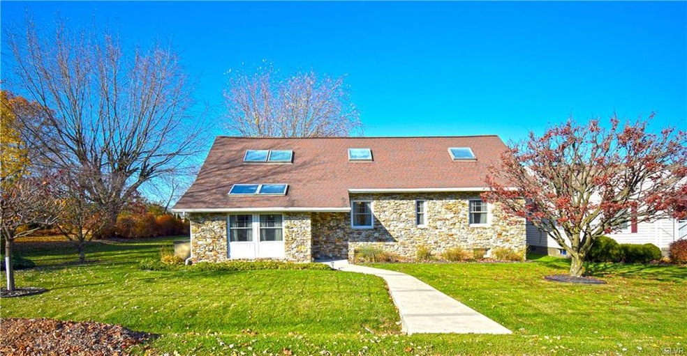 52 Ryan Ave, Tamaqua, PA 18252 - photo 1