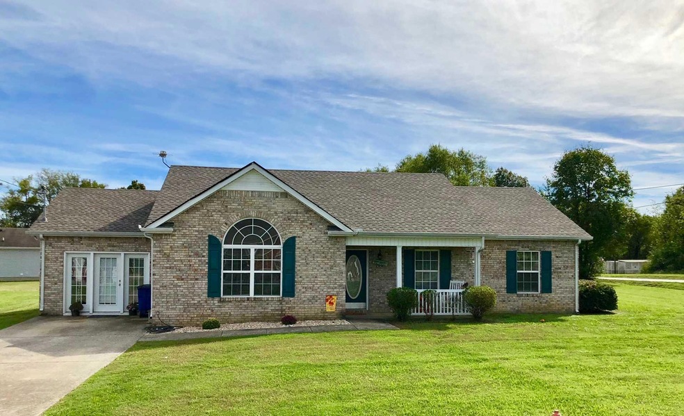 100 Greystone Way, Shelbyville, TN 37160 - photo 1