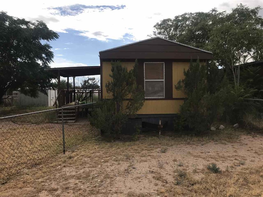 1402 Incredible Ct, Alamogordo, NM 88310 - photo 1