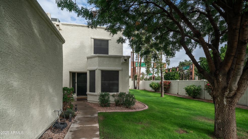 1910 E Sunburst Ln, Tempe, AZ 85284 - photo 1