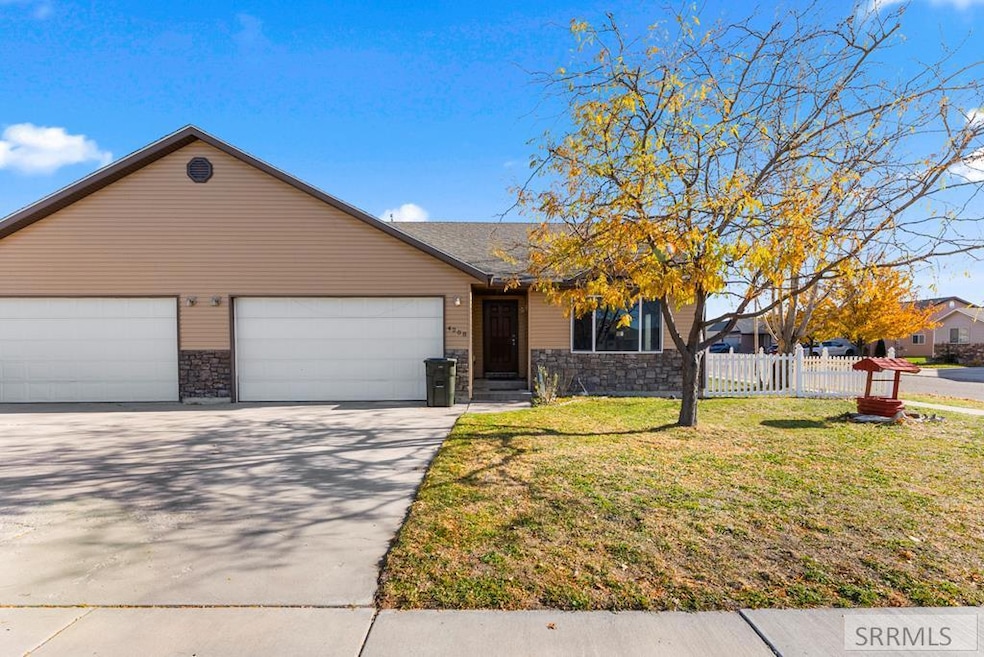 For Sale $269,900 • Co-Listing Agent