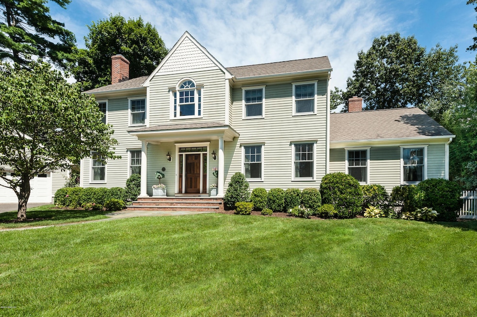 101 Lockwood Rd, Riverside, CT 06878 - photo 1