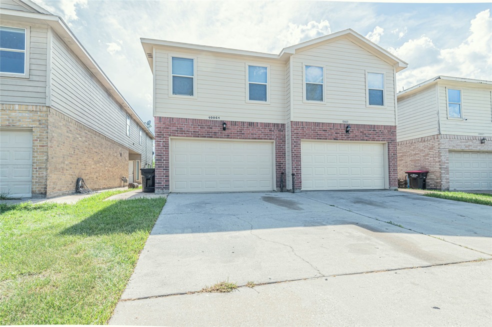 10061 Sharpton Dr, Houston, TX 77038 - photo 1