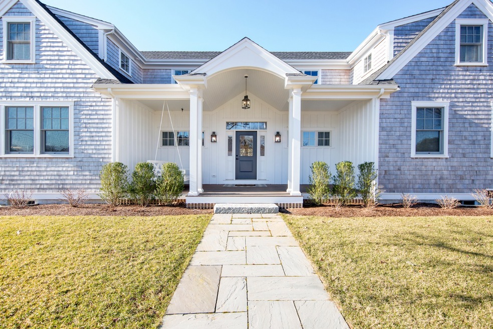 14 Puwal Ln, Edgartown, MA 02539 - photo 1