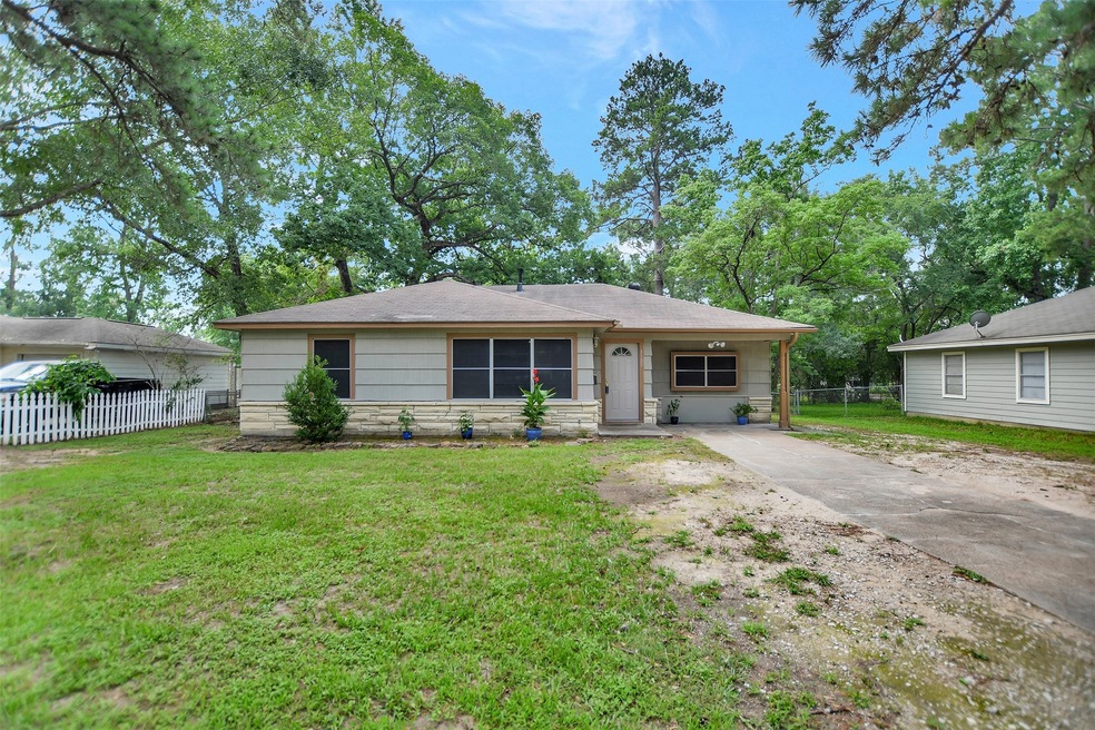 Welcome  home to 1105 Thomas Ave