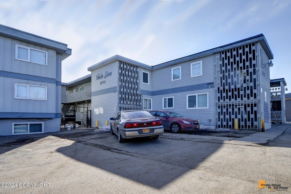 1460 W 26th Ave unit 4, Anchorage, AK 99503 - photo 1