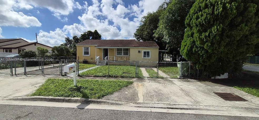 610 E 6th Place, Hialeah, FL 33010 - photo 1