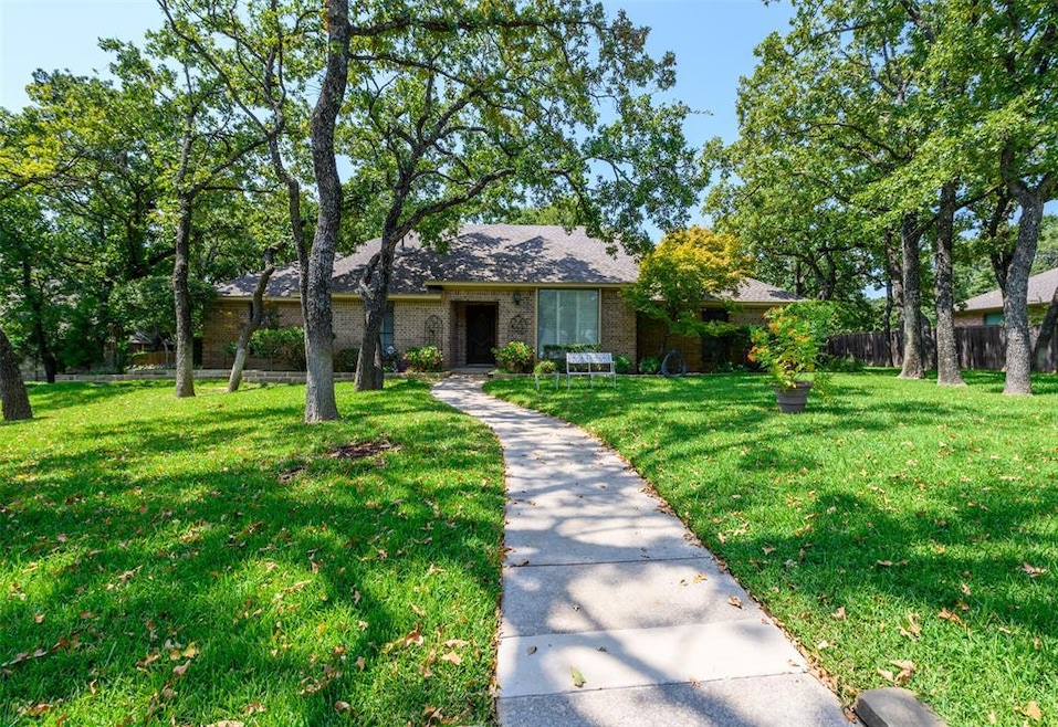 27 Highview Cir, Denton, TX 76205 - photo 1