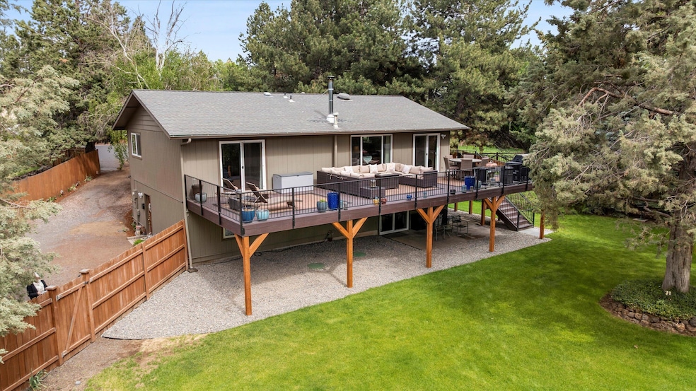 01-DJI_20250513153717_0885_D