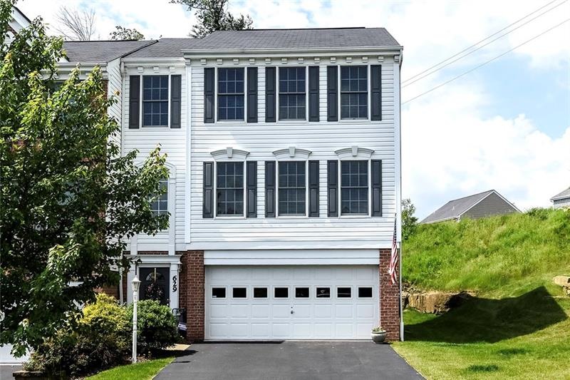 Welcome to 629 Hunting Creek Rd.! This lovely 3 Be