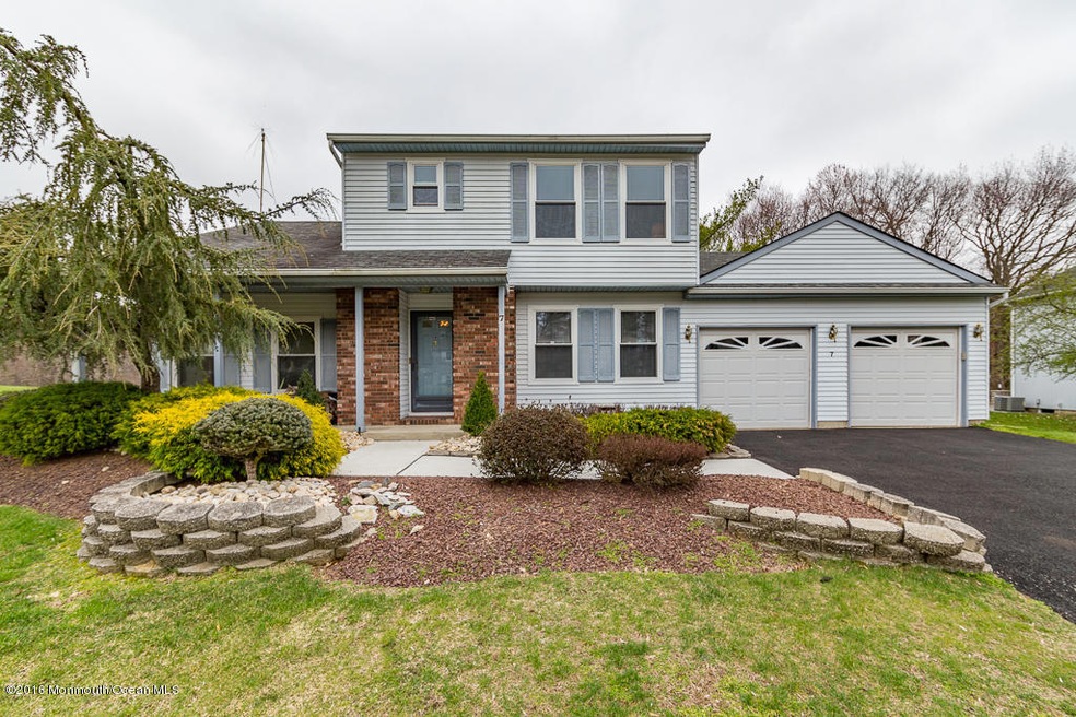 7 Forge Ct, Marlboro, NJ 07746 - photo 1