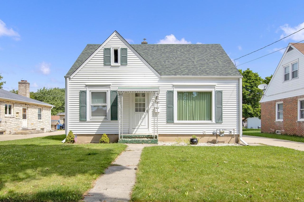 1842 E Norwich Ave-5