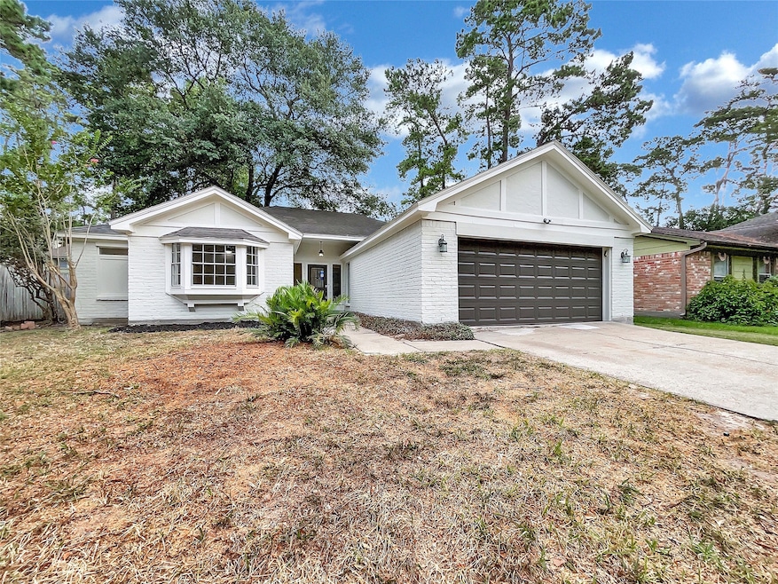 11706 Brookfalls Dr, Houston, TX 77070 - photo 1