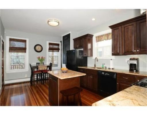 241 L St unit 3, Boston, MA 02127 - photo 1