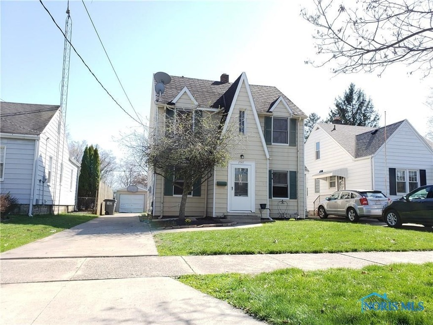 2547 Gracewood Rd, Toledo, OH 43613 - photo 1