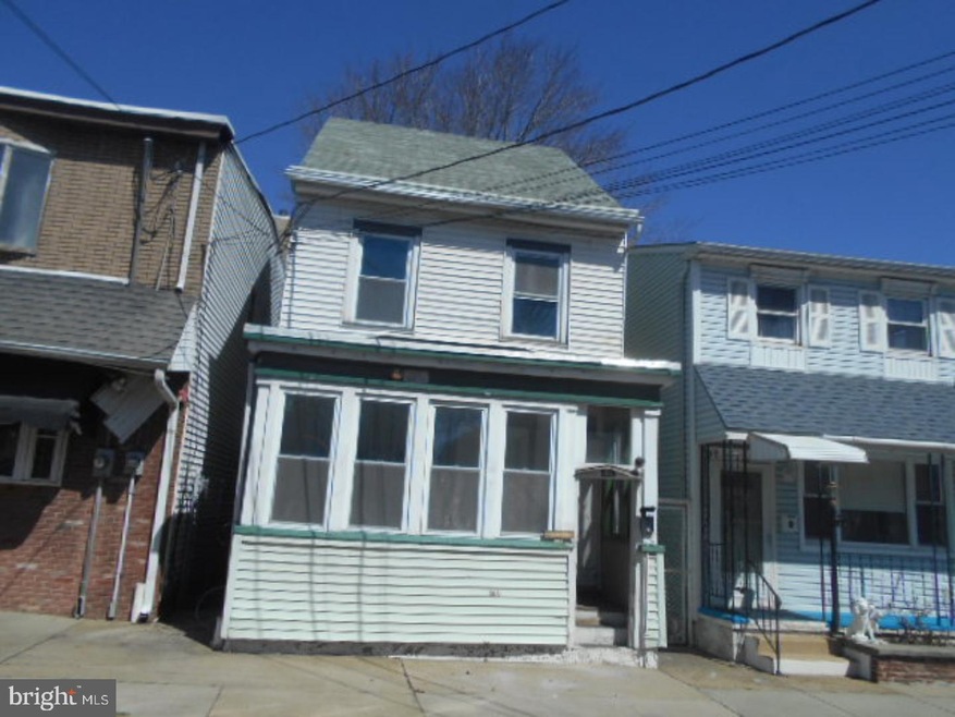 303 Essex St, Gloucester City, NJ 08030 - photo 1