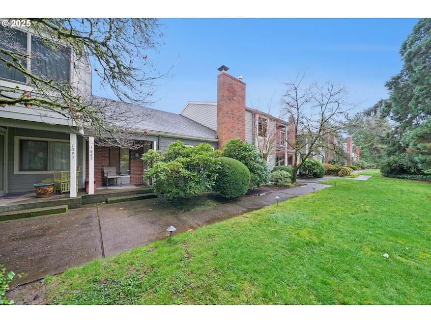 1889 Boca Ratan Dr, Lake Oswego, OR 97034 - photo 1