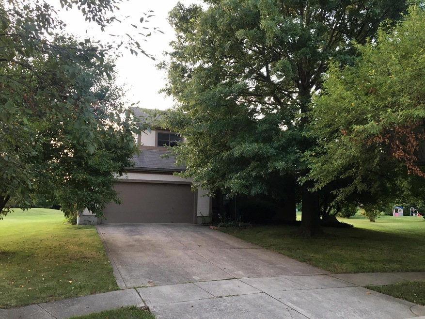 869 Falkirk Ct-5