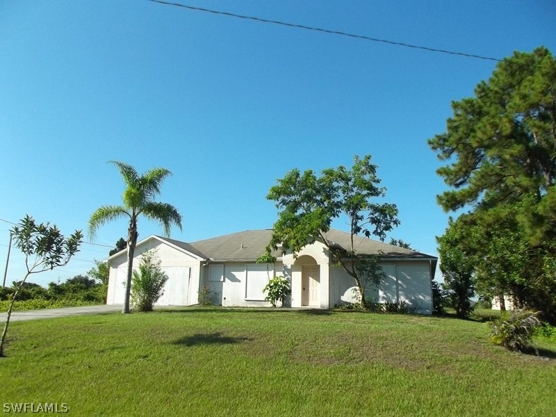 1108 Brush Ct, Fort Myers, FL 33913 - photo 1