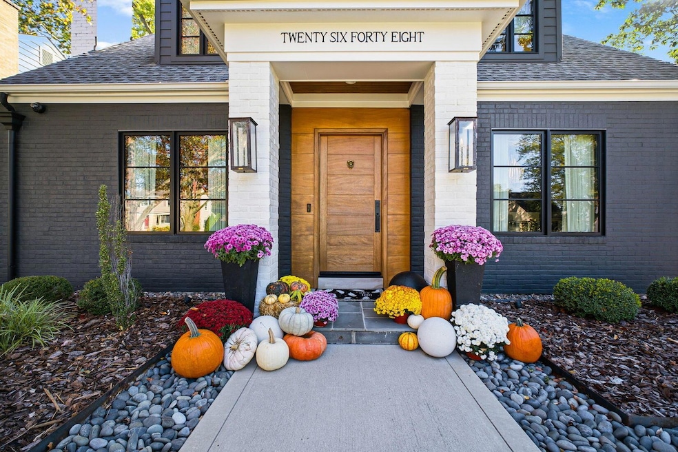 2648 Chester Rd, Upper Arlington, OH 43221 - photo 1