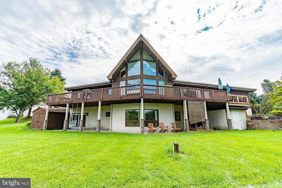 245 Shore Line Dr, Honey Brook, PA 19344 - photo 1