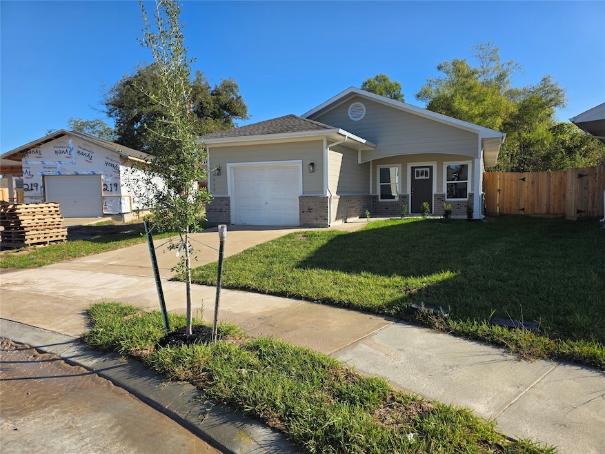 9920 Dipping Brook St, Houston, TX 77076 - photo 1