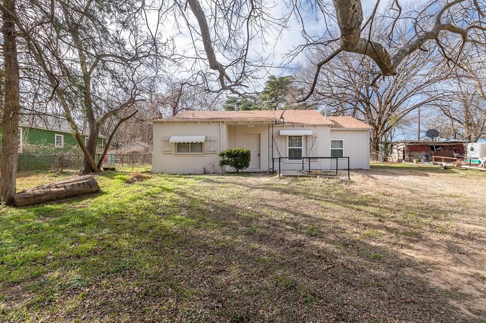 1807 S Fannin Ave, Denison, TX 75020 - photo 1