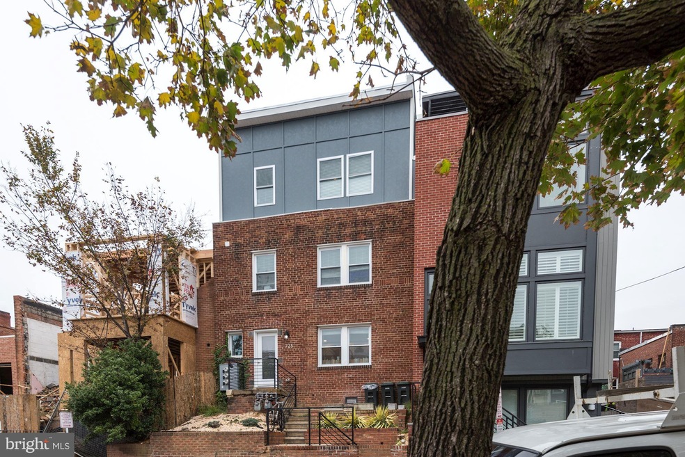 725 Hobart Place NW, Washington, DC 20001 - photo 1