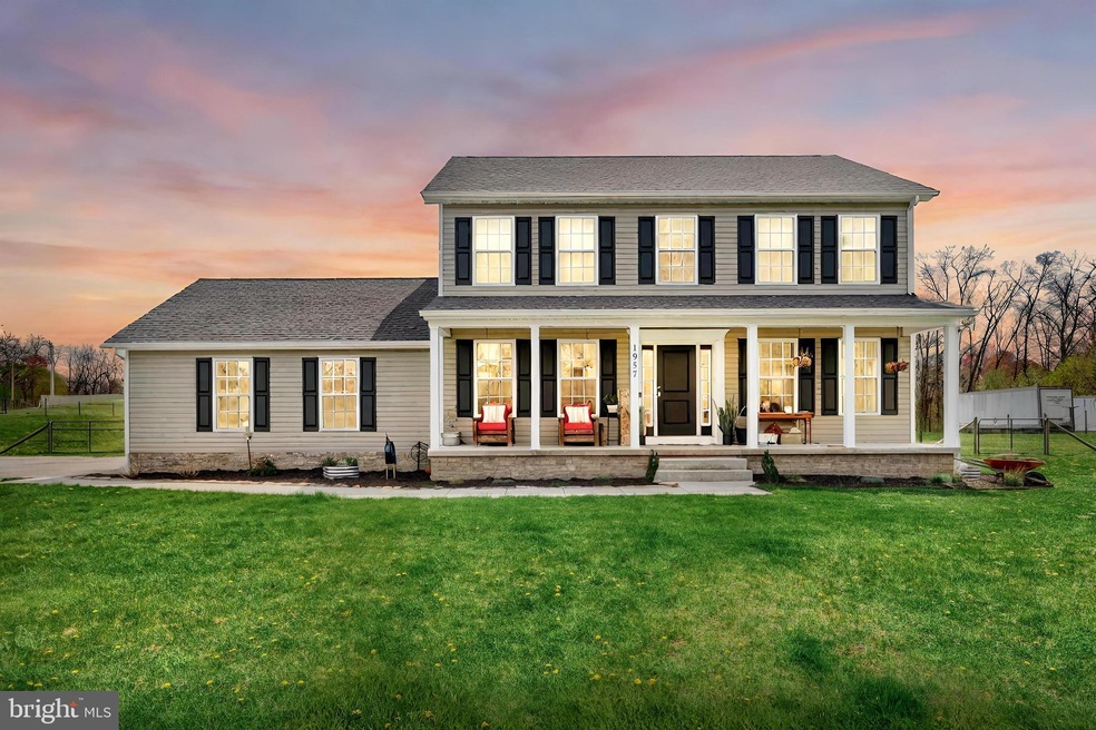 1957 Hunterstown Hampton Rd, New Oxford, PA 17350 - photo 1