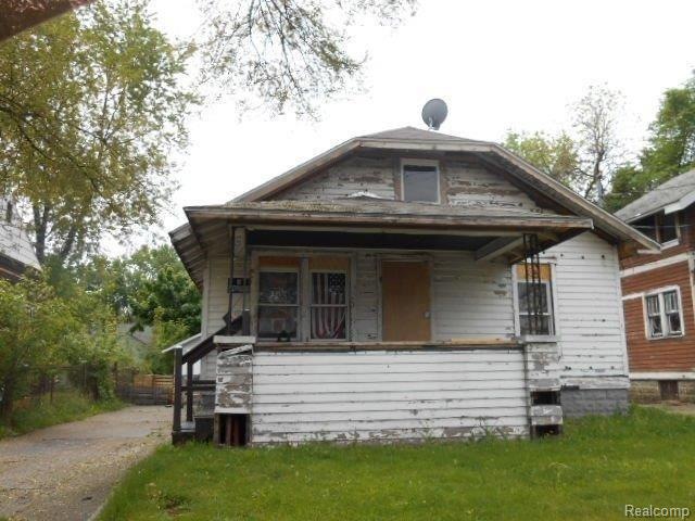 2106 Leith St, Flint, MI 48506 - photo 1