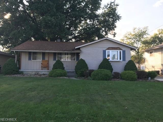 4004 Oakwood Ave, Lorain, OH 44055 - photo 1