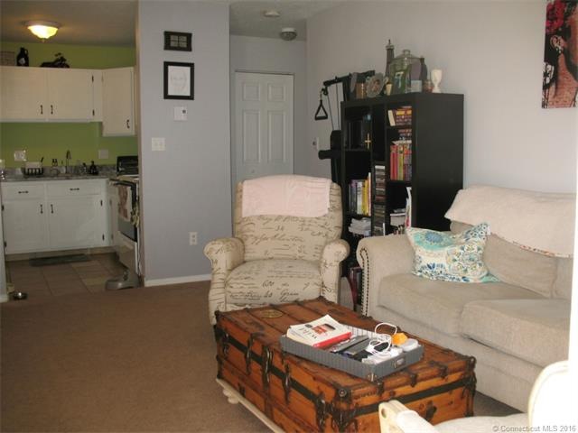 5 Pineview Dr unit D5, Branford, CT 06405 - photo 1
