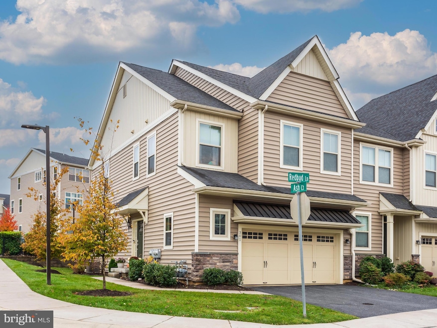 301 Redbud Ln, Kennett Square, PA 19348 - photo 1