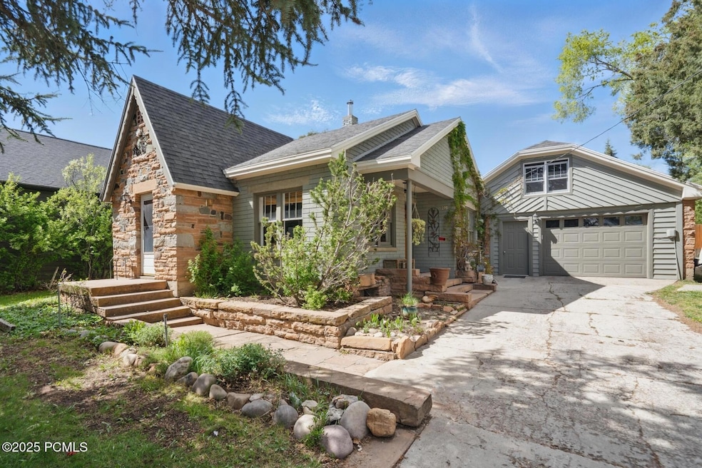 0_Exterior_1800x1200_4227092