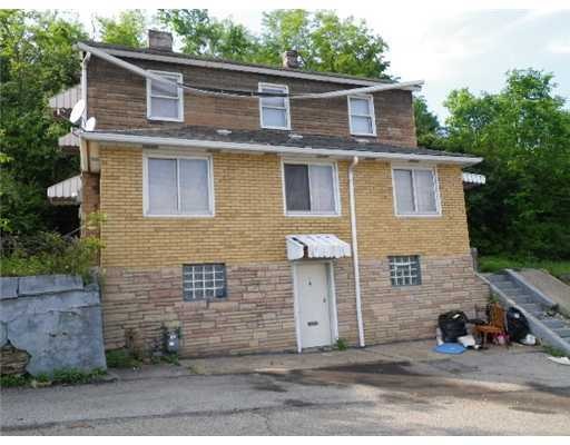 146 Albert St, Aliquippa, PA 15001 - photo 1