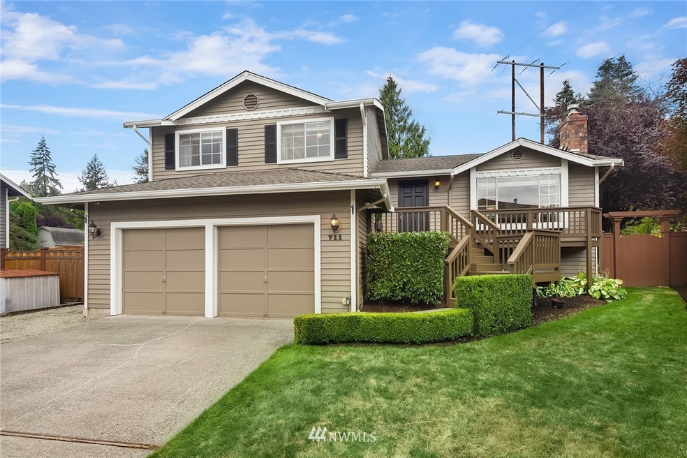 711 213th St SE, Bothell, WA 98021 - photo 1