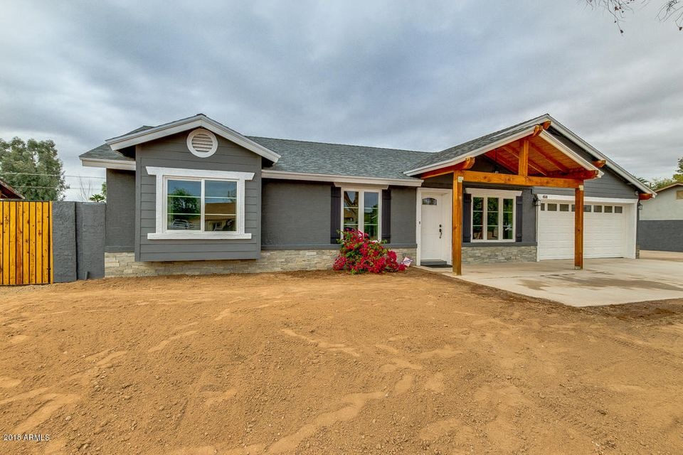Contemporary Farmhouse Exterior
