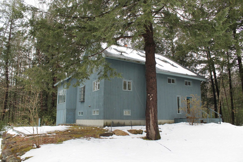 23 Boyle St, Lincoln, NH 03251 - photo 1