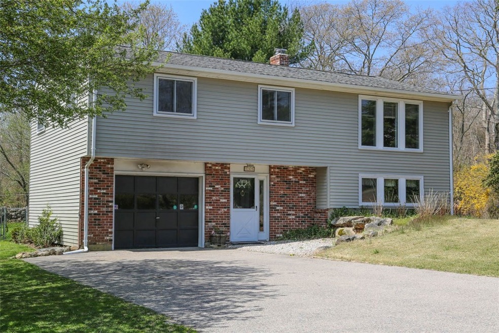 245 Greenwood Dr, Wakefield, RI 02879 - photo 1