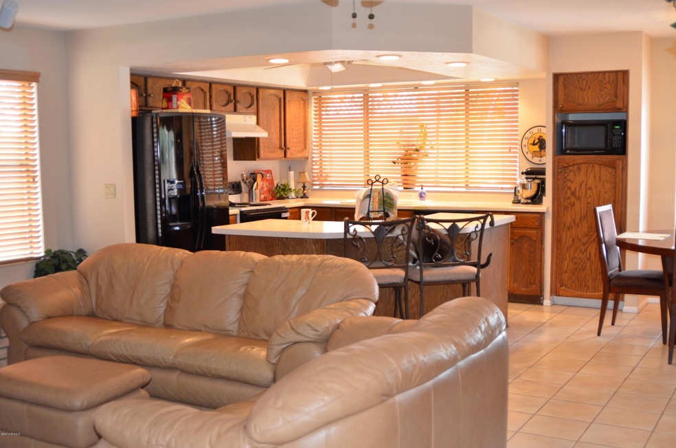 1835 E Jeanine Dr, Tempe, AZ 85284 - photo 1