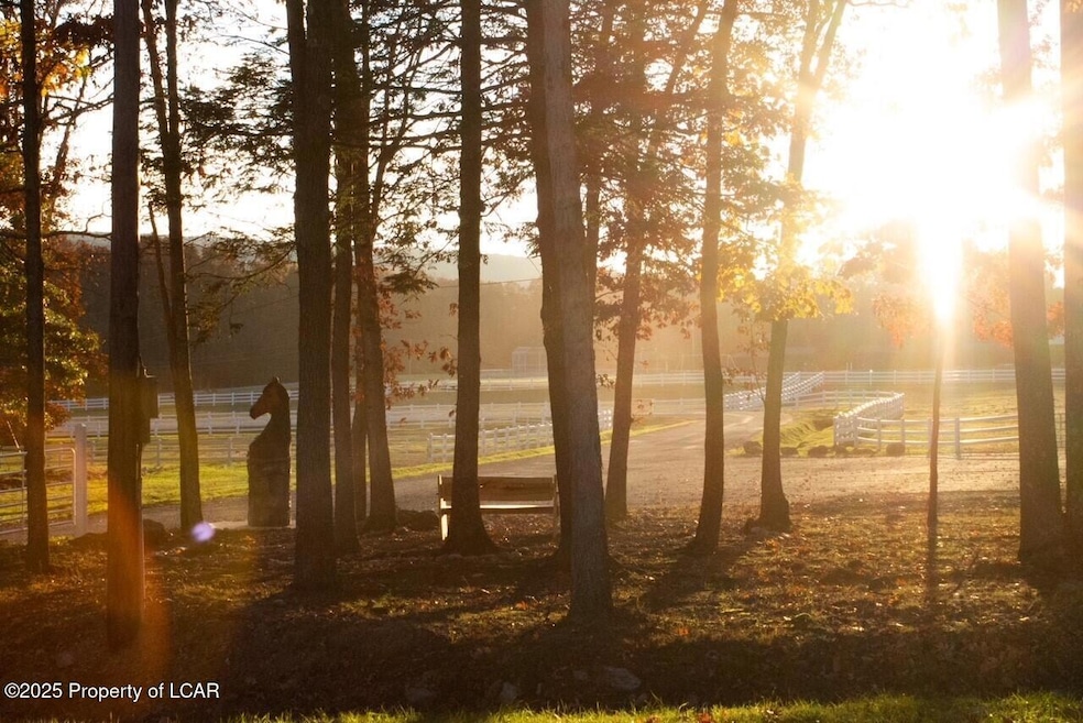 96 RV Turnberry Ln, Hazle Township, PA 18202 - photo 1