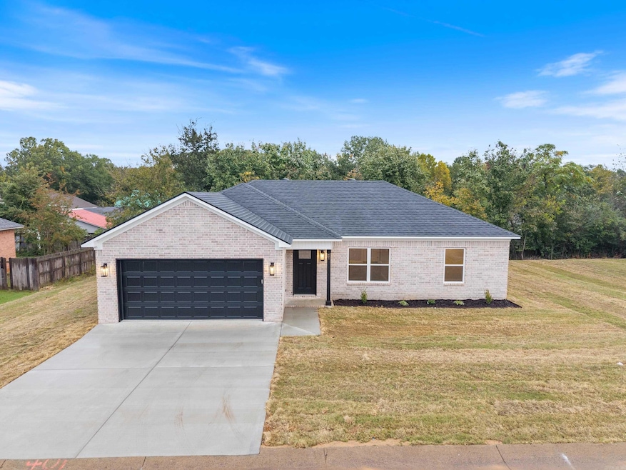 401 Parkway Ave, Morrilton, AR 72110 - photo 1