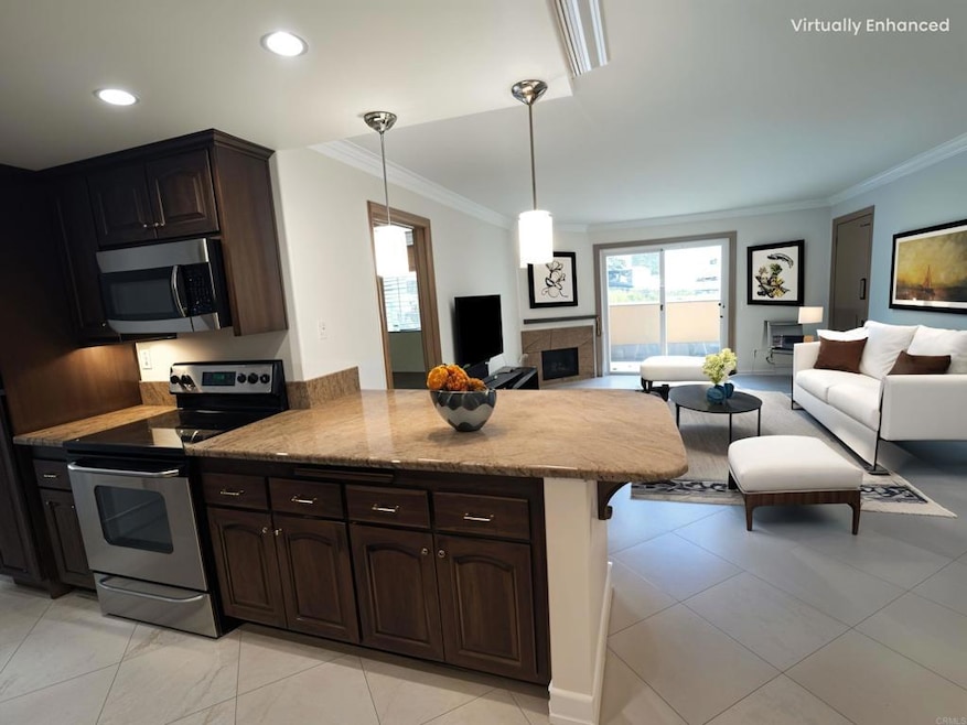 Under Contract $475,000