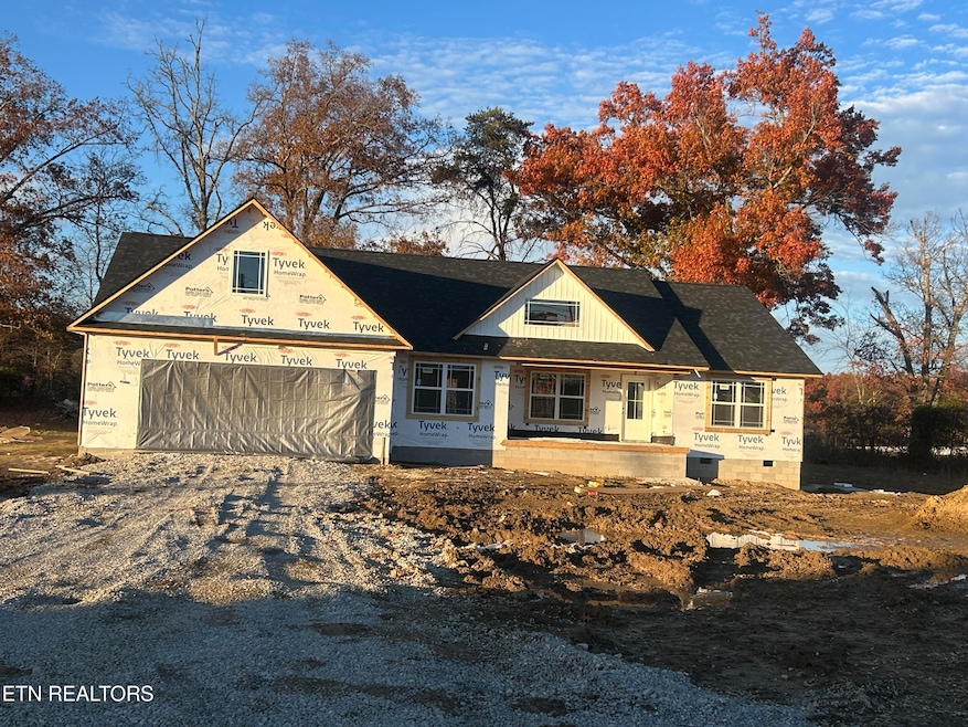 850 Colby Cir, Crossville, TN 38571 - photo 1