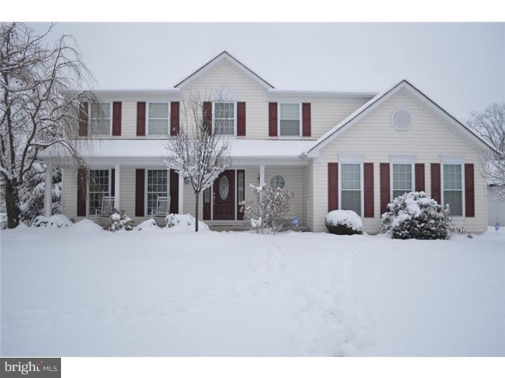 5220 Lovering Dr, Doylestown, PA 18902 - photo 1