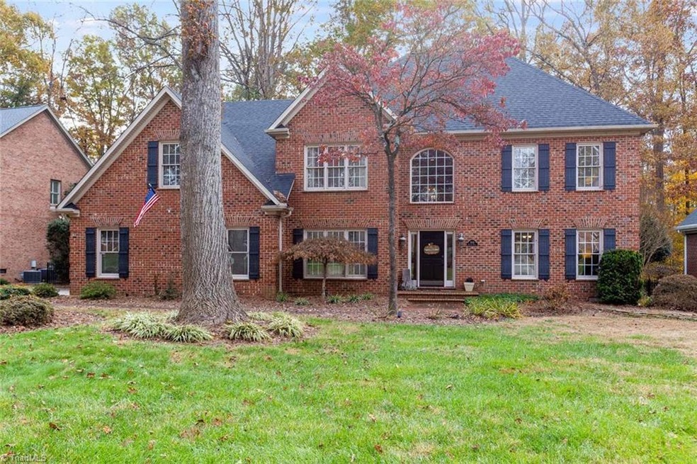 You will love this neighborhood and the walk to the lake.