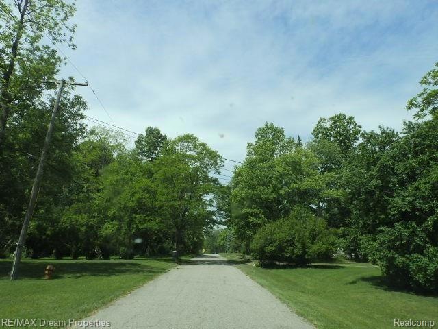 000 Pershing St, Waterford Township, MI 48327 - photo 1