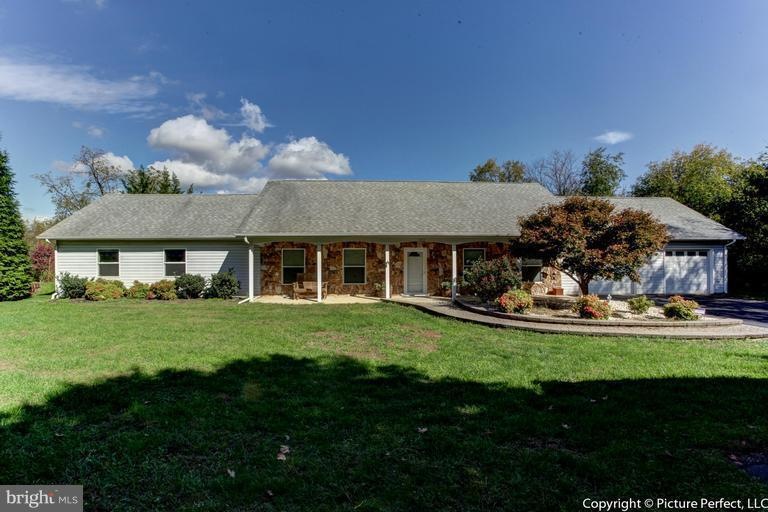 1657 Shookstown Rd, Frederick, MD 21702 - photo 1