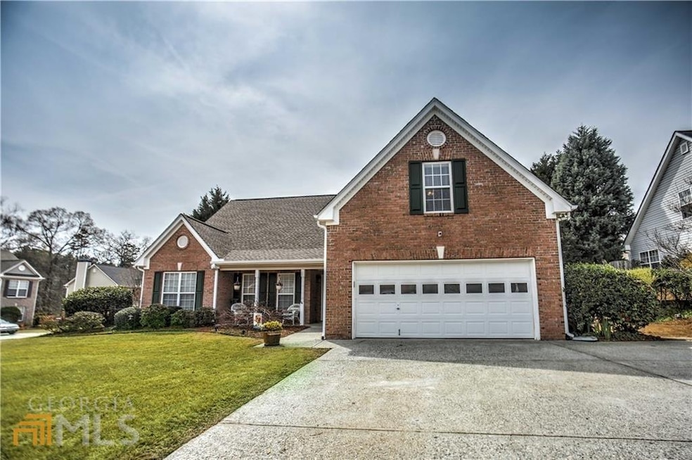 915 Chapel Hill Dr, Lawrenceville, GA 30045 - photo 1