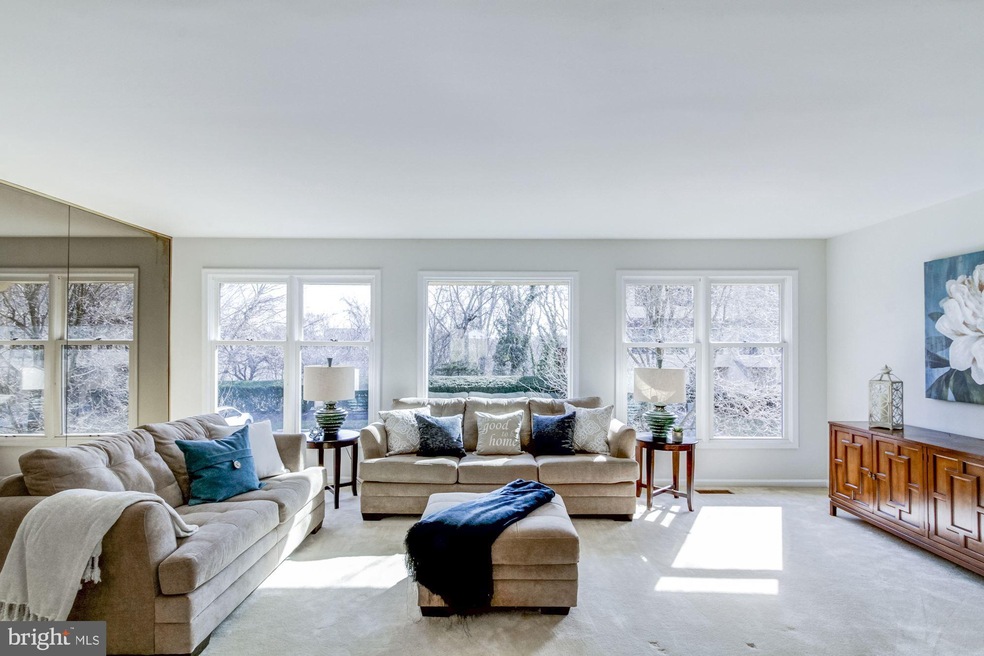 649 Niblick Ln unit 20, Wallingford, PA 19086 - photo 1